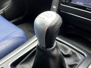 2004-06 Holden Commodore VZ shift knob cover - manual
