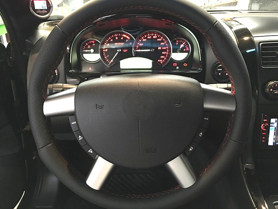 2004-06 Pontiac GTO steering wheel cover - Sport wheel