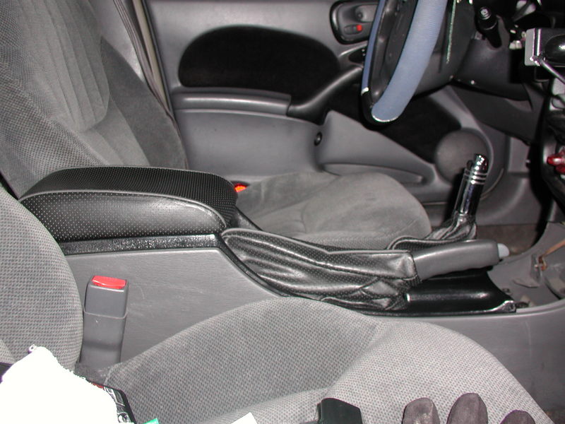 1999-04 Pontiac GrandAm armrest cover