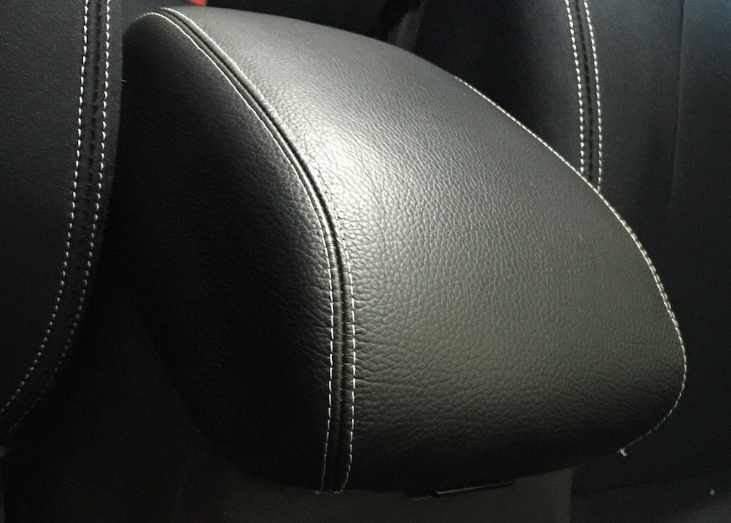 2005-15 Toyota Hilux armrest cover