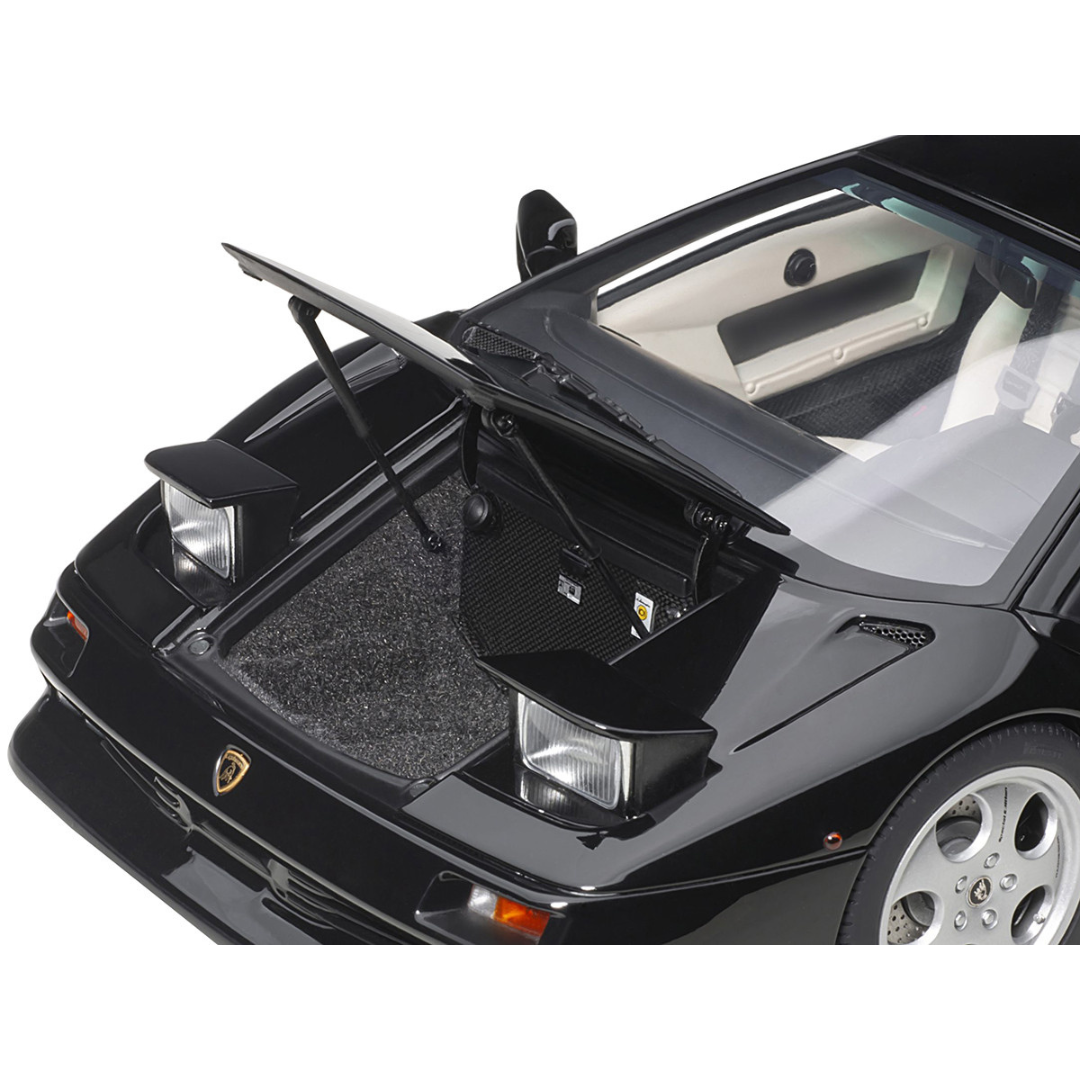 lamborghini-diablo-se30-deep-black-metallic-1-18-model-car-by-autoart