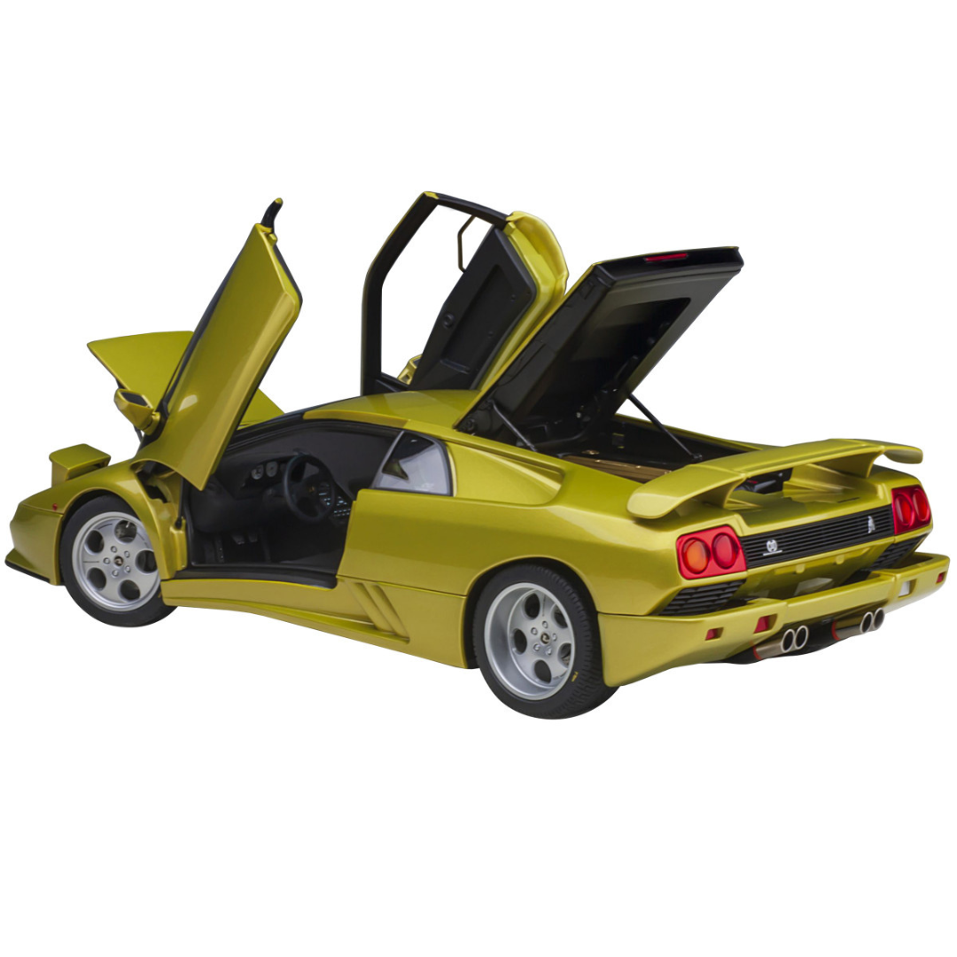 lamborghini-diablo-se30-giallo-spyder-yellow-metallic-1-18-model-car-by-autoart