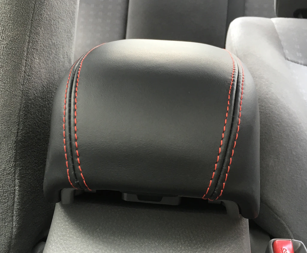 2000-07 Mitsubishi Lancer armrest cover