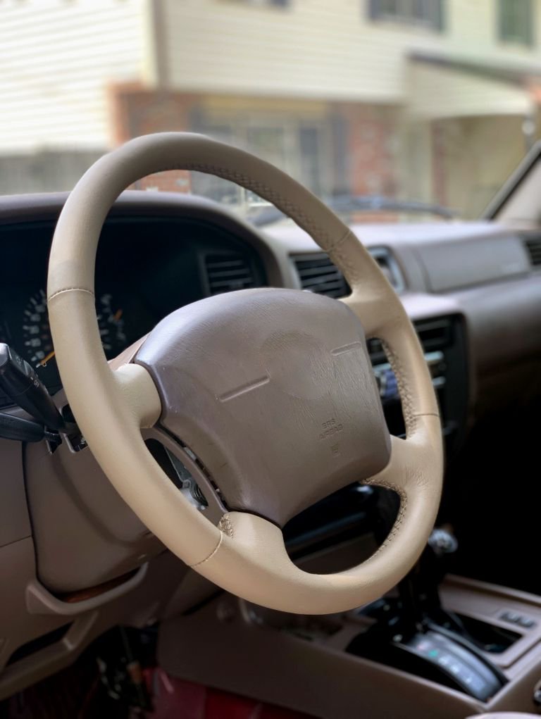 1991-97 Toyota Landcruiser steering wheel cover - 4-spoke