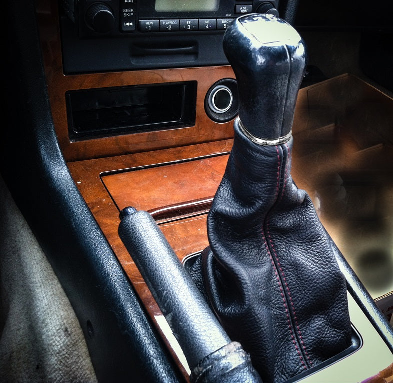 1986-90 Acura Legend shift boot