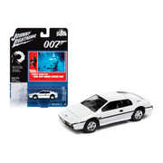 lotus-esprit-s1-white-james-bond-007-the-spy-who-loved-me-1977-movie-pop-culture-series-1-64-diecast-model-car-by-johnny-lightning