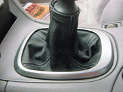 2000-01 Infiniti I30 shift boot