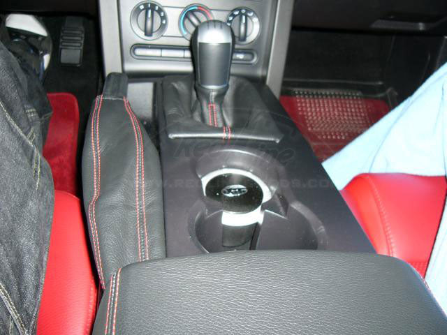 2005-09 Ford Mustang armrest cover