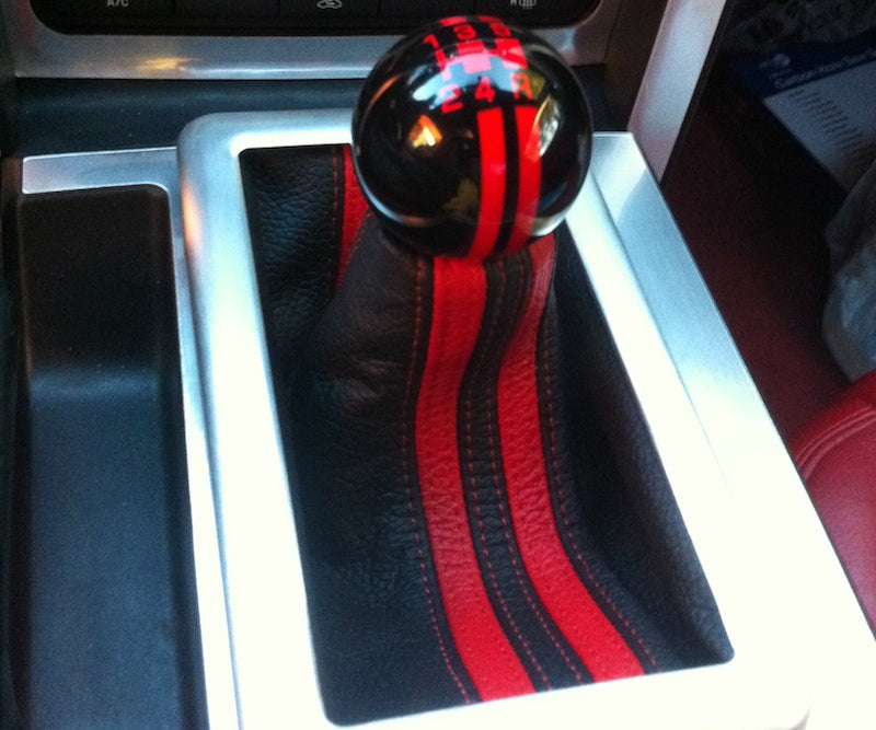 2005-09 Ford Mustang shift boot