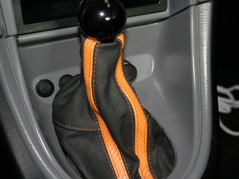 1999-04 Ford Mustang shift boot