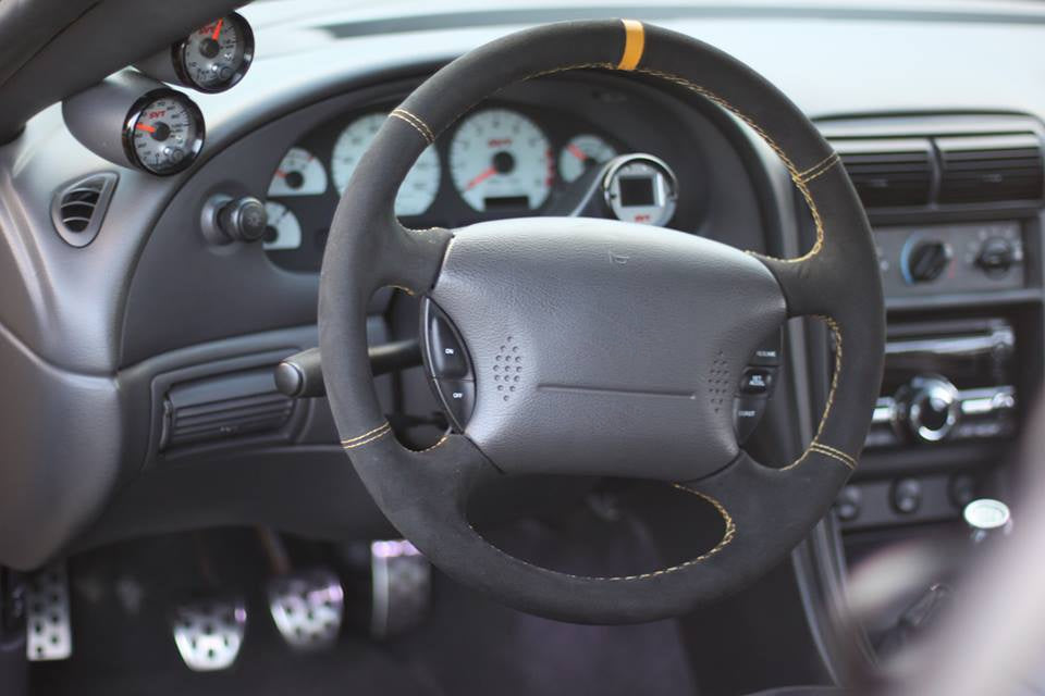1999-04 Ford Mustang steering wheel cover