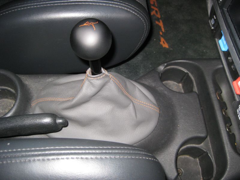 2000-05 Dodge Neon shift boot