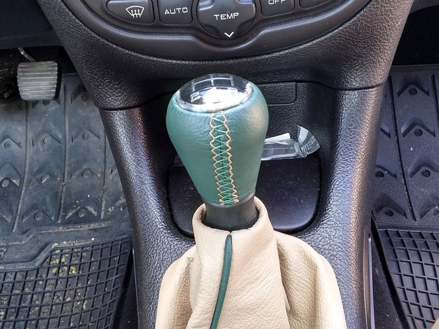 1998-10 Peugeot 206 shift knob cover