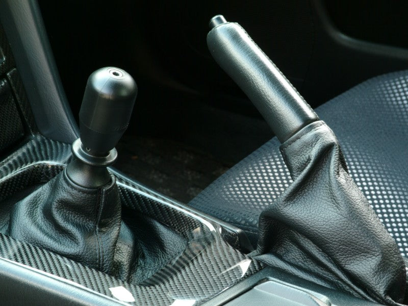 1999-02 Nissan Skyline R34 shift boot