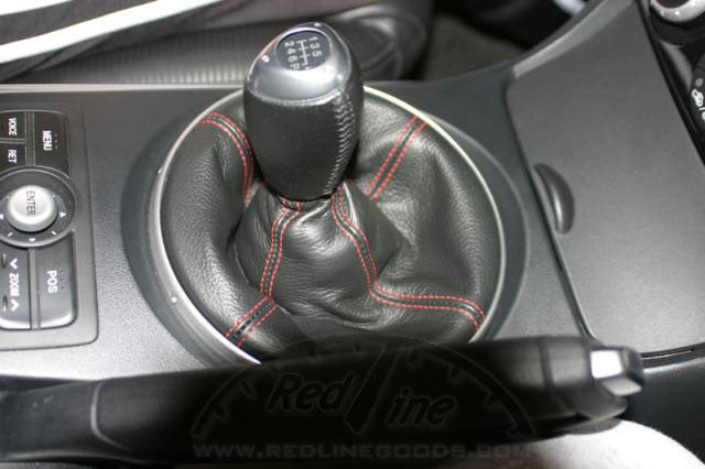2003-12 Mazda RX8 shift boot