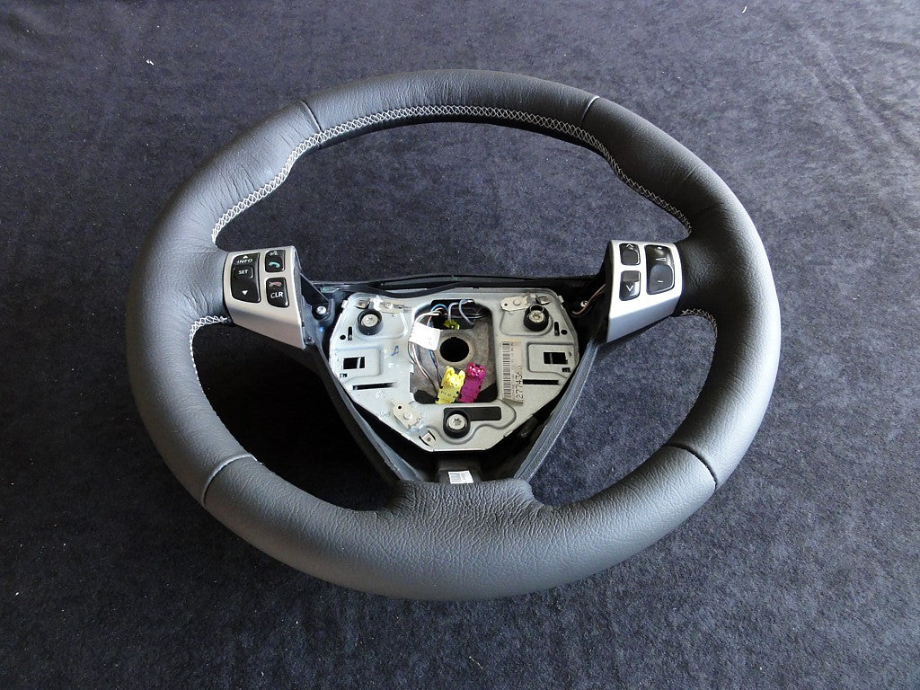 2005-09 Cadillac BLS steering wheel cover
