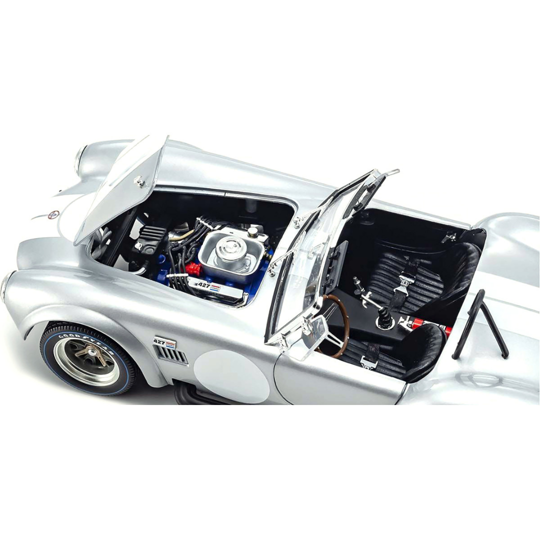 Shelby Cobra 427 S/C Silver 1/18 Diecast | Classic Auto Store Online