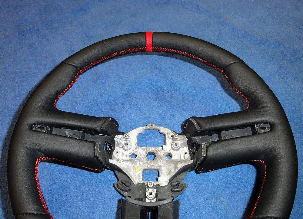 2005-09 Ford Mustang steering wheel cover - GT500