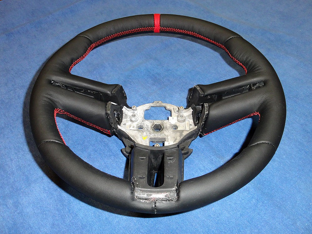 2005-09 Ford Mustang steering wheel cover - GT500