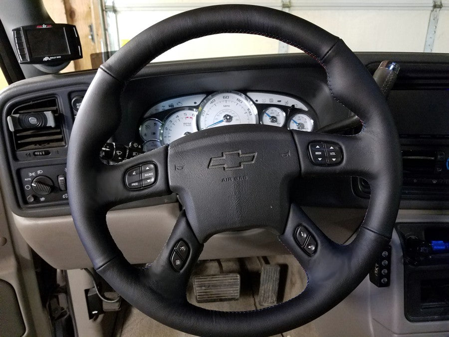 2001-06 Chevrolet Avalanche steering wheel cover