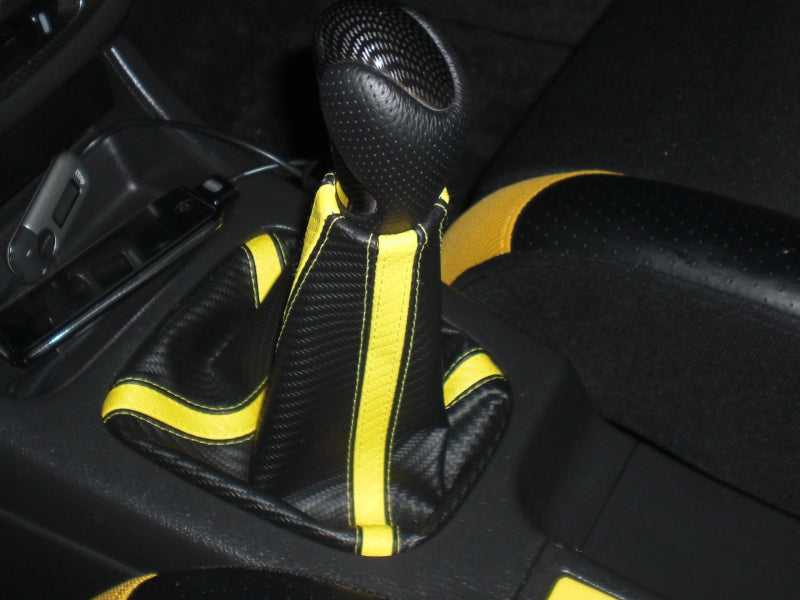 2001-04 Subaru Impreza shift boot - 5-spd