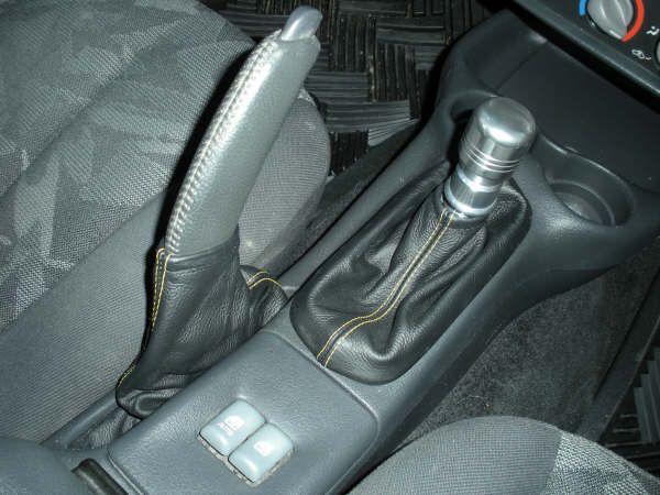 2003-05 Pontiac Sunfire ebrake boot