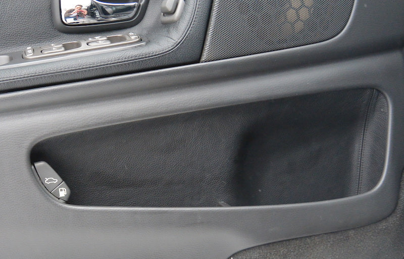 1997-00 Volvo V70 door insert covers - front lower