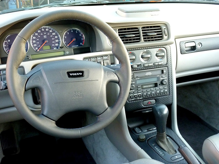 1997-04 Volvo C70 steering wheel cover