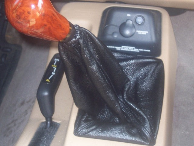 1997-06 Jeep Wrangler TJ shift boot