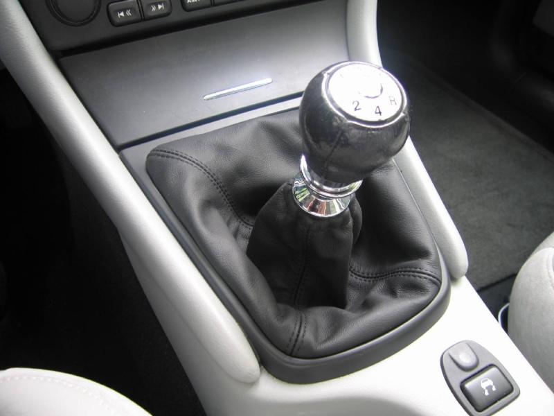 2001-09 Jaguar X-Type shift boot
