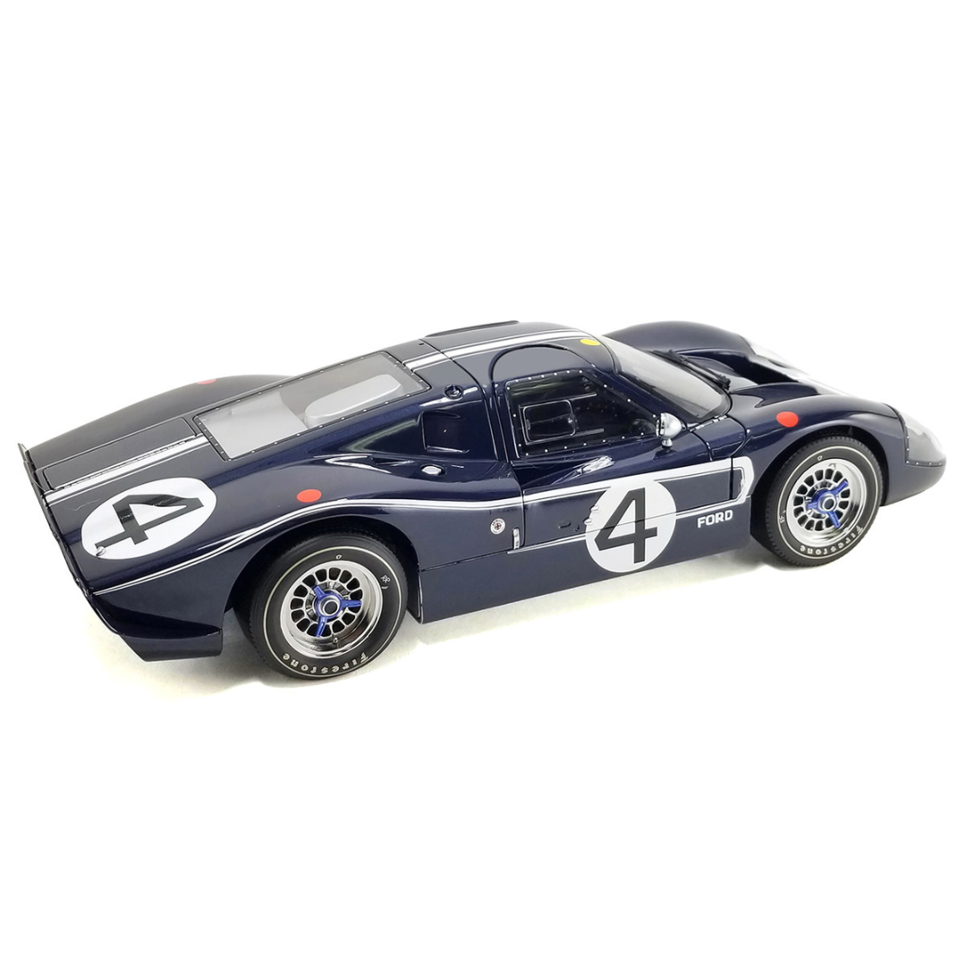 Ford GT40 MKIV #4 Denny Hulme - Lloyd Ruby "Holman & Moody" "24 Hours of Le Mans" (1967) "Masterpiece Collection" 1/12 Diecast Model Car