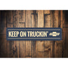 chevrolet-keep-on-truckin-aluminum-street-sign