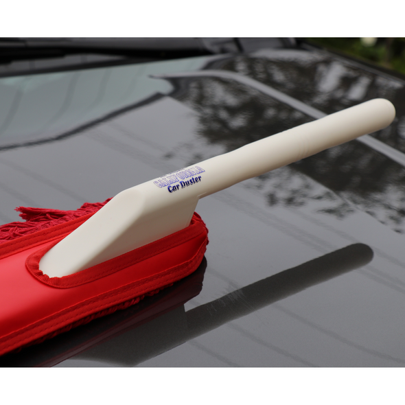 quick-and-clean-detailing-kit-with-car-duster-detail-spray-and-glass-cleaner