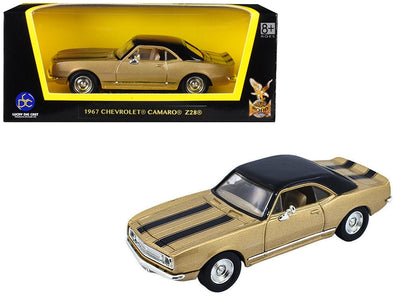 1967-chevrolet-camaro-z-28-gold-with-black-stripes-and-black-top-1-43-diecast-model-car-by-road-signature