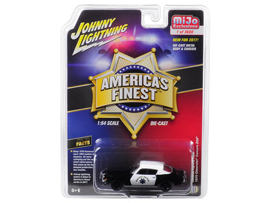1970-chevrolet-camaro-z28-california-highway-patrol-chp-black-and-white-americas-finest-limited-edition-to-3600-pieces-worldwide-1-64-diecast-model-car-by-johnny-lightning